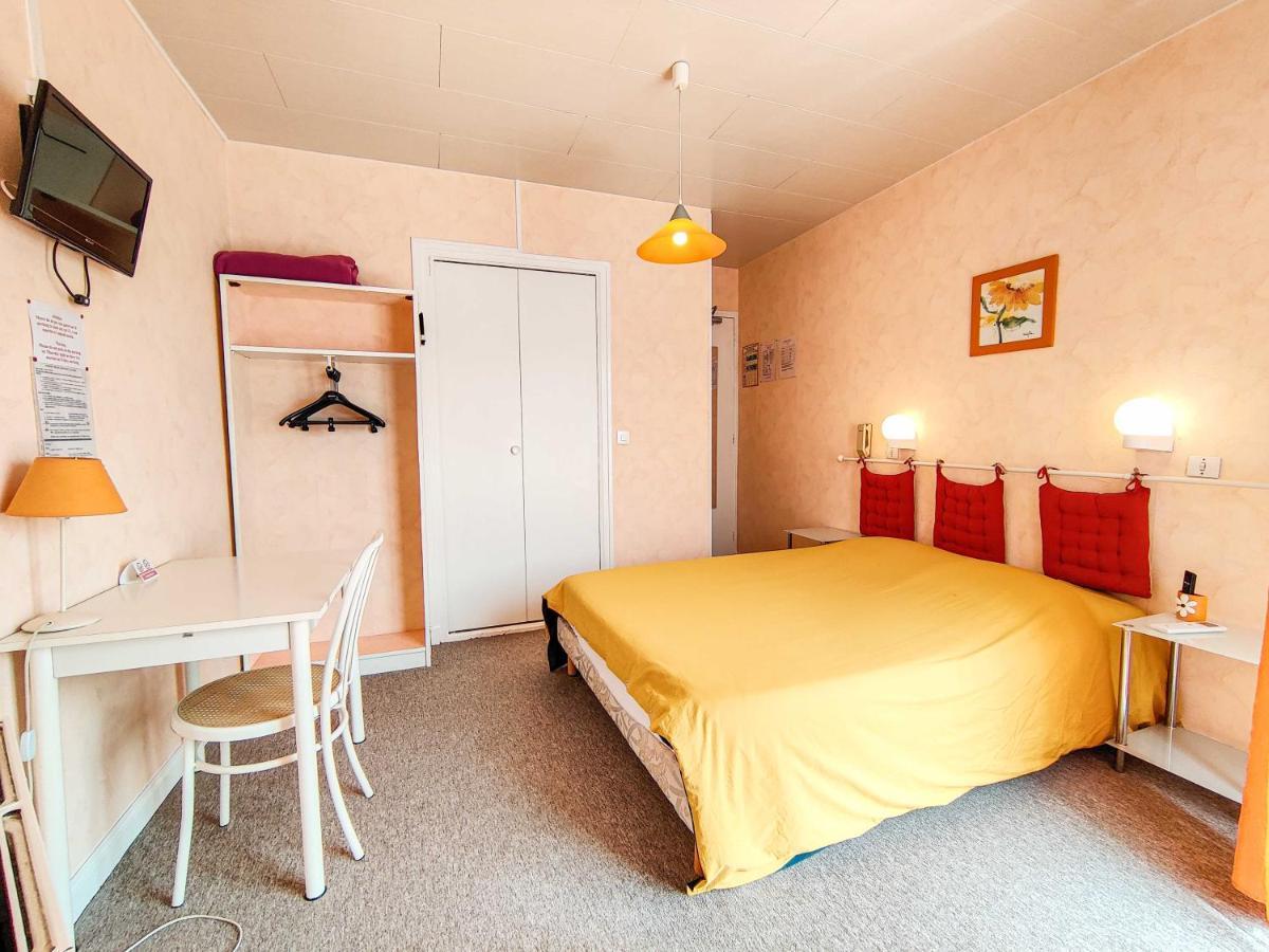 Hotel Du Lez โบลแลน ภายนอก รูปภาพ