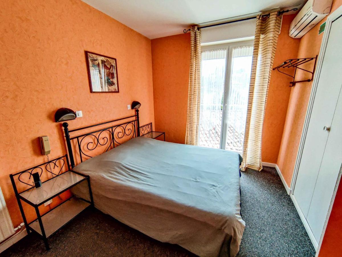 Hotel Du Lez โบลแลน ภายนอก รูปภาพ