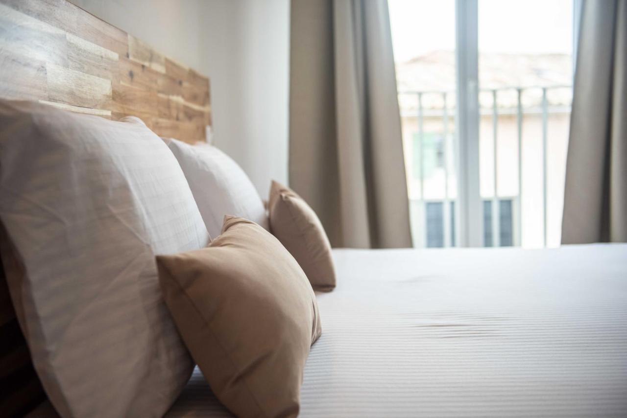 Hotel Du Lez โบลแลน ภายนอก รูปภาพ